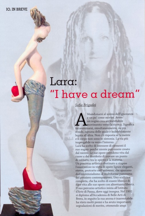 lara1.jpg